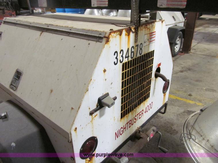 image for item D7272 Magnum portable light tower