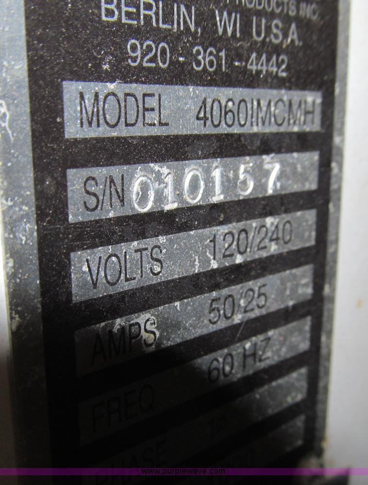 image for item D7272 Magnum portable light tower