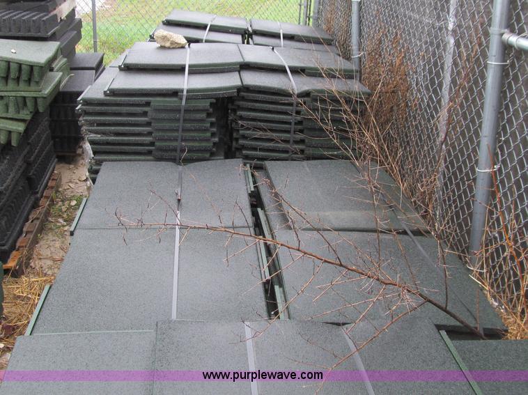 image for item D7310 Playground rubber tiles