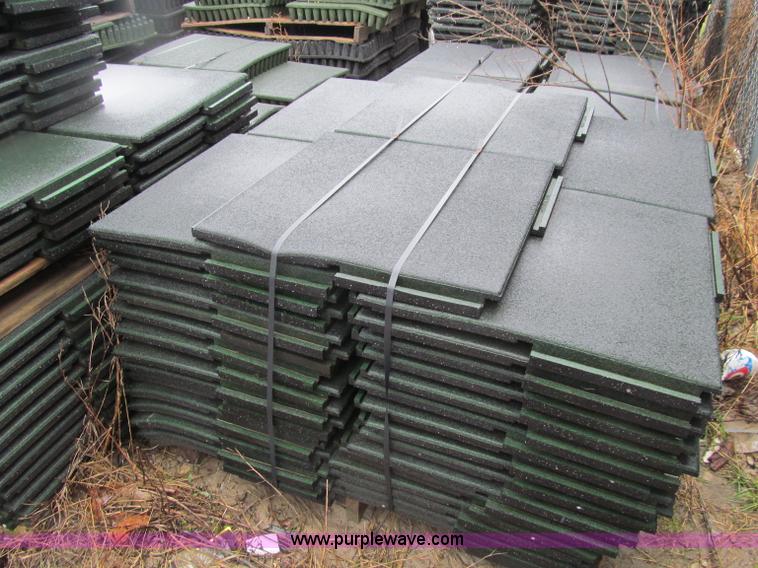 image for item D7310 Playground rubber tiles