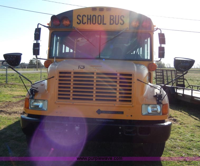 image for item D8041 1993 International Thomas school bus