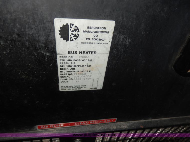 image for item D8041 1993 International Thomas school bus