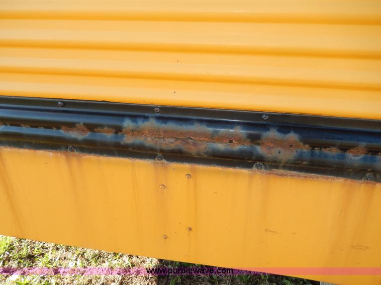 image for item D8041 1993 International Thomas school bus