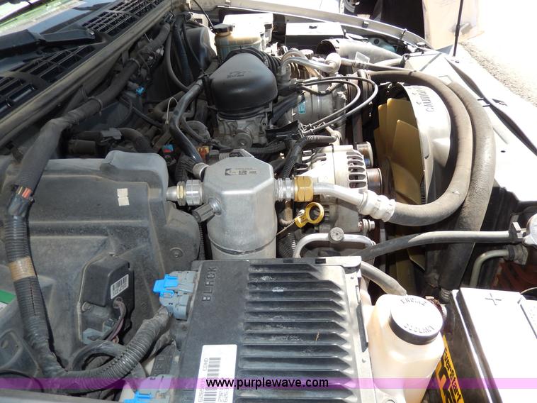 image for item D8043 2000 Chevrolet Blazer LT SUV