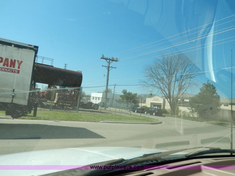 image for item D8045 1999 Ford F250 Super Duty SuperCab pickup truck