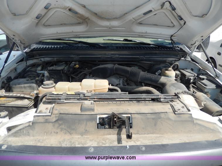 image for item D8045 1999 Ford F250 Super Duty SuperCab pickup truck