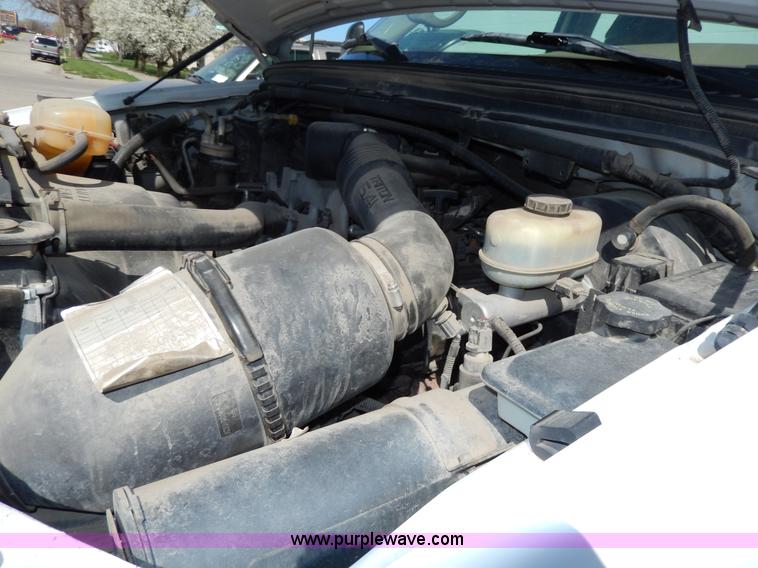 image for item D8045 1999 Ford F250 Super Duty SuperCab pickup truck