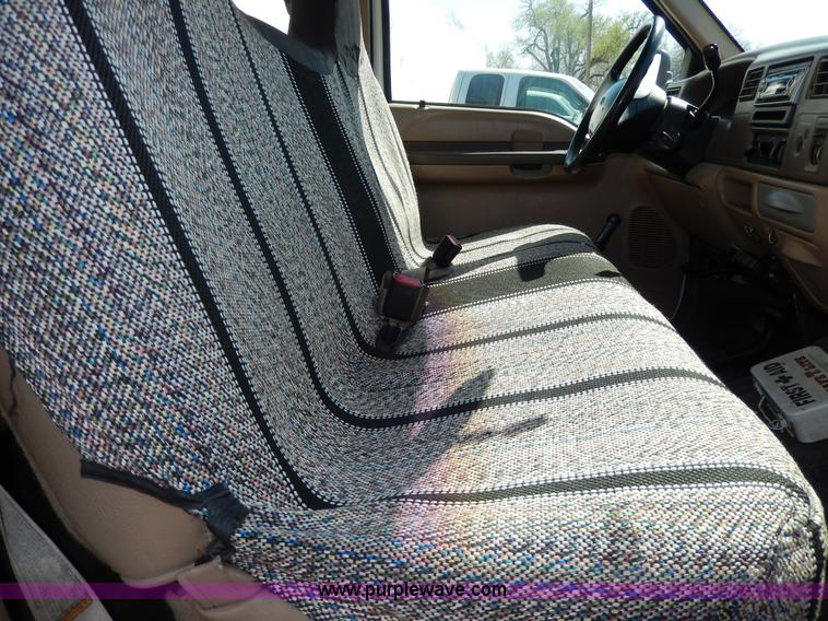 image for item D8045 1999 Ford F250 Super Duty SuperCab pickup truck