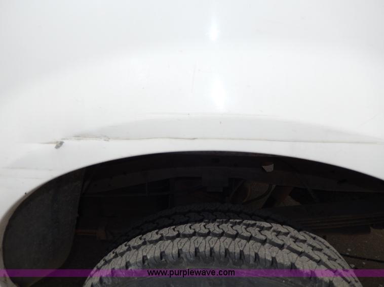 image for item D8045 1999 Ford F250 Super Duty SuperCab pickup truck