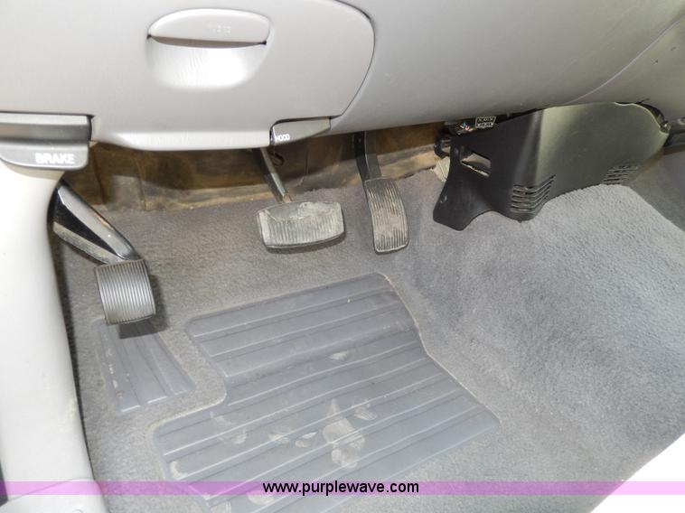 image for item D8047 2000 Ford F150 XLT Off-Road SuperCab pickup truck