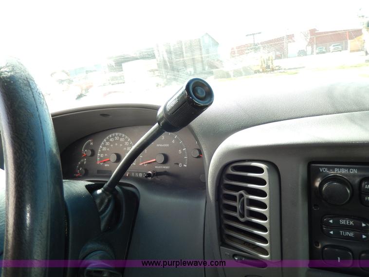 image for item D8047 2000 Ford F150 XLT Off-Road SuperCab pickup truck