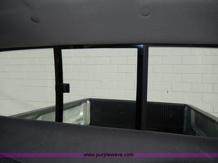 image for item D8047 2000 Ford F150 XLT Off-Road SuperCab pickup truck