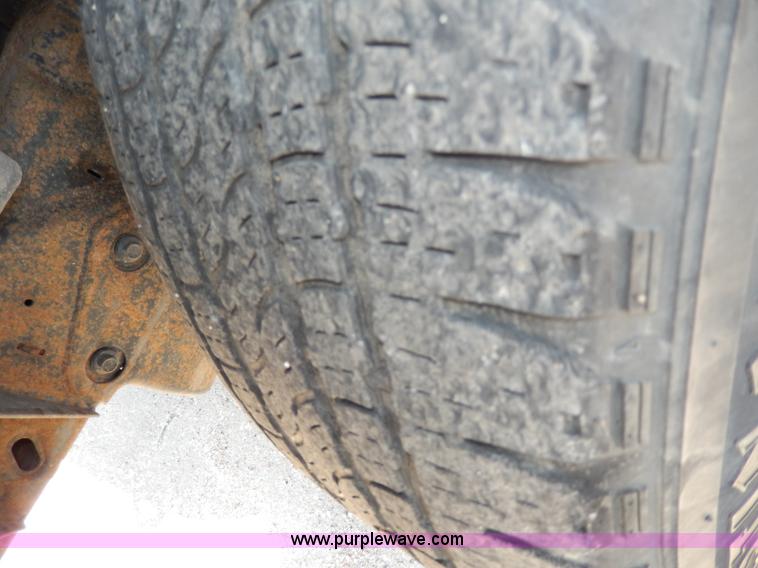 image for item D8047 2000 Ford F150 XLT Off-Road SuperCab pickup truck