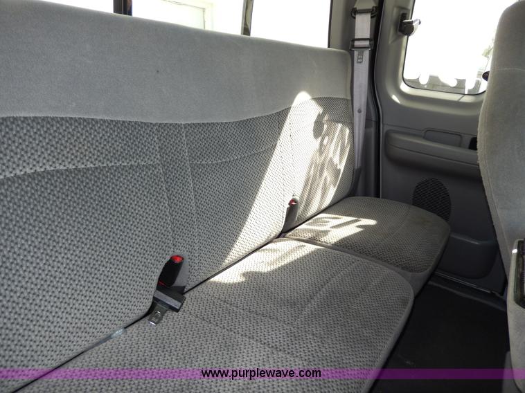 image for item D8047 2000 Ford F150 XLT Off-Road SuperCab pickup truck