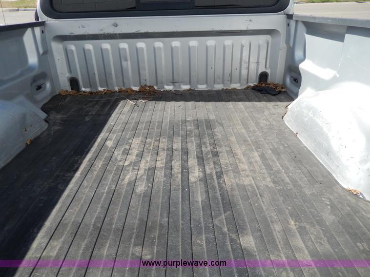 image for item D8047 2000 Ford F150 XLT Off-Road SuperCab pickup truck