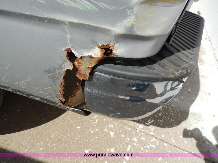 image for item D8047 2000 Ford F150 XLT Off-Road SuperCab pickup truck