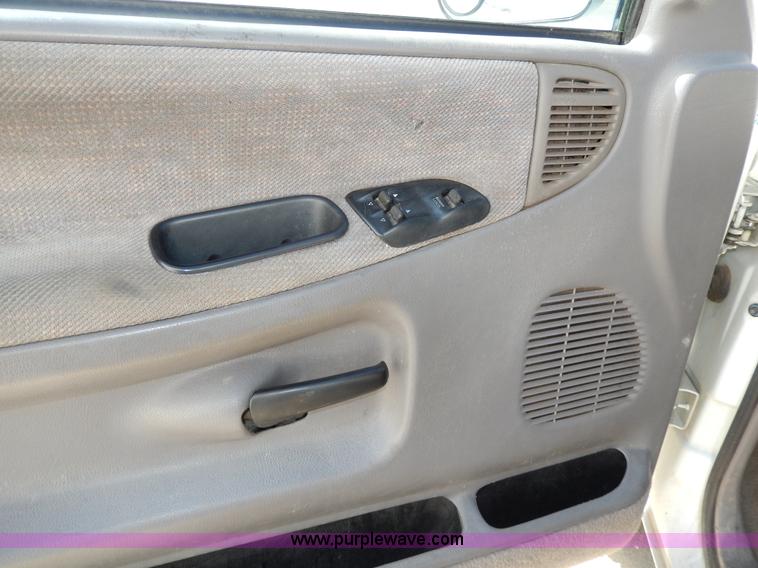 image for item D8048 1995 Dodge Ram 2500 HD Laramie SLT pickup truck