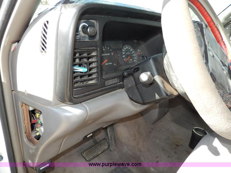 image for item D8048 1995 Dodge Ram 2500 HD Laramie SLT pickup truck