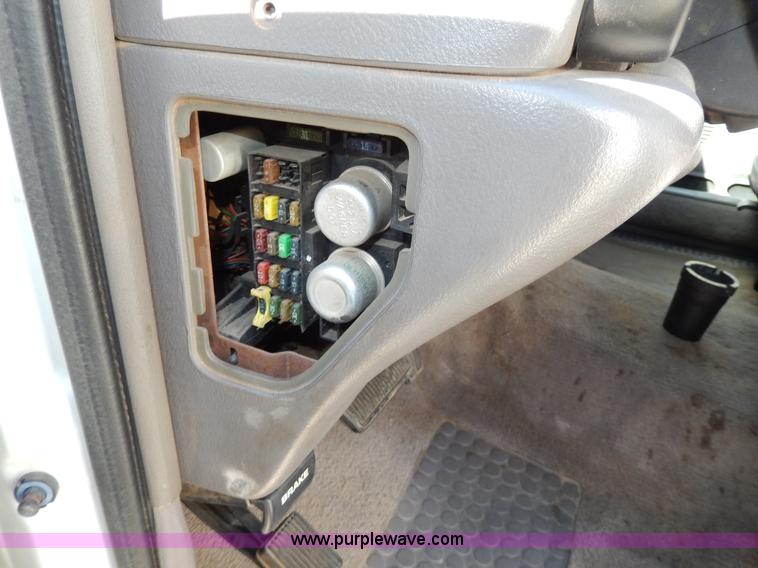 image for item D8048 1995 Dodge Ram 2500 HD Laramie SLT pickup truck