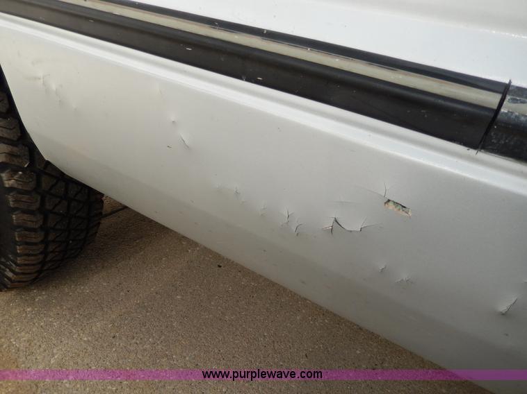 image for item D8048 1995 Dodge Ram 2500 HD Laramie SLT pickup truck