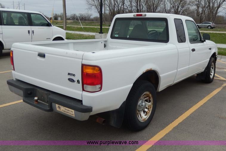image for item D8049 1999 Ford Ranger XLT pickup truck