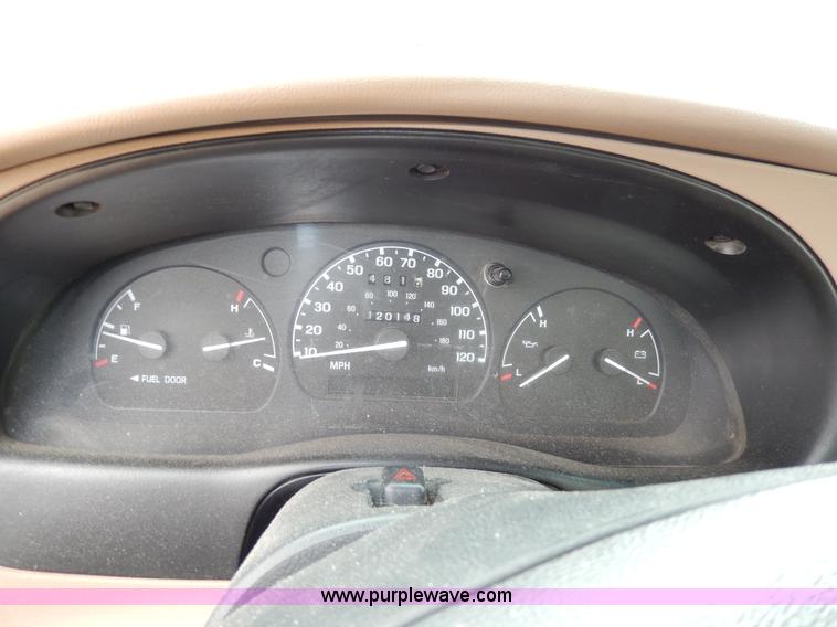 image for item D8049 1999 Ford Ranger XLT pickup truck