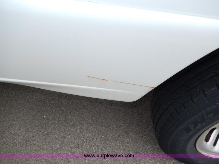 image for item D8049 1999 Ford Ranger XLT pickup truck