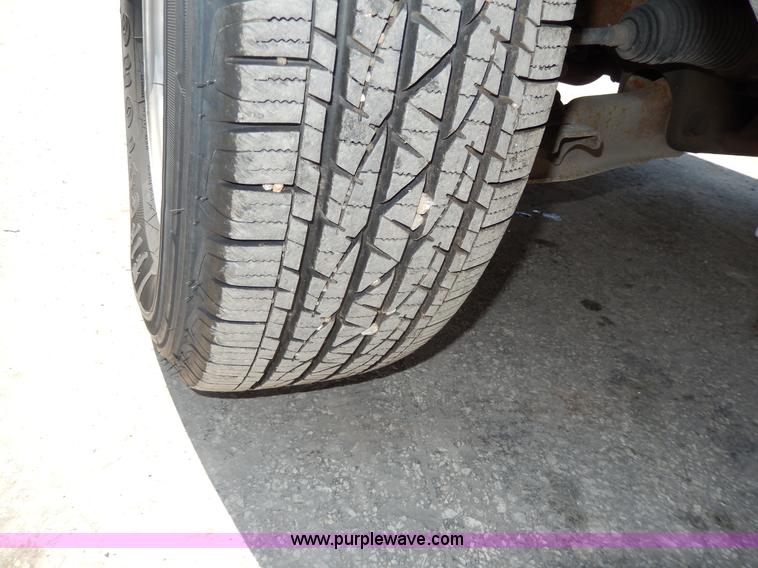 image for item D8052 2000 Ford Ranger pickup truck