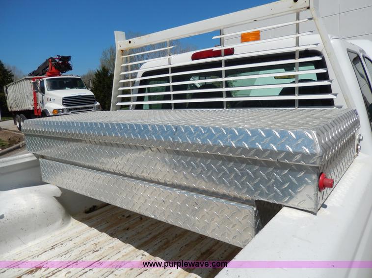 image for item D8052 2000 Ford Ranger pickup truck