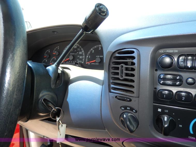 image for item D8053 1998 Ford F150 XLT SuperCab pickup truck