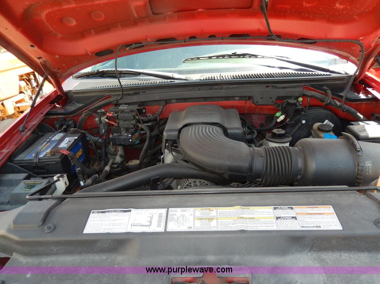 image for item D8053 1998 Ford F150 XLT SuperCab pickup truck