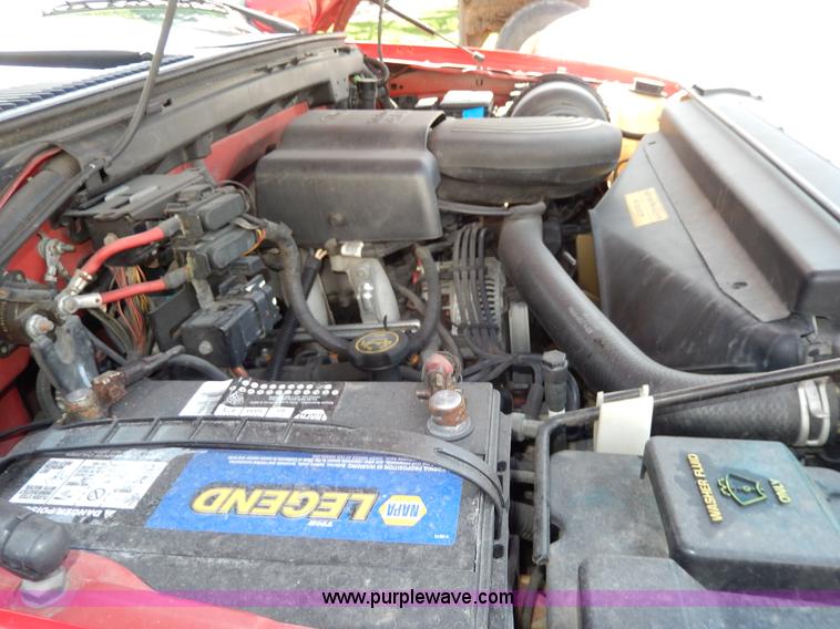 image for item D8053 1998 Ford F150 XLT SuperCab pickup truck