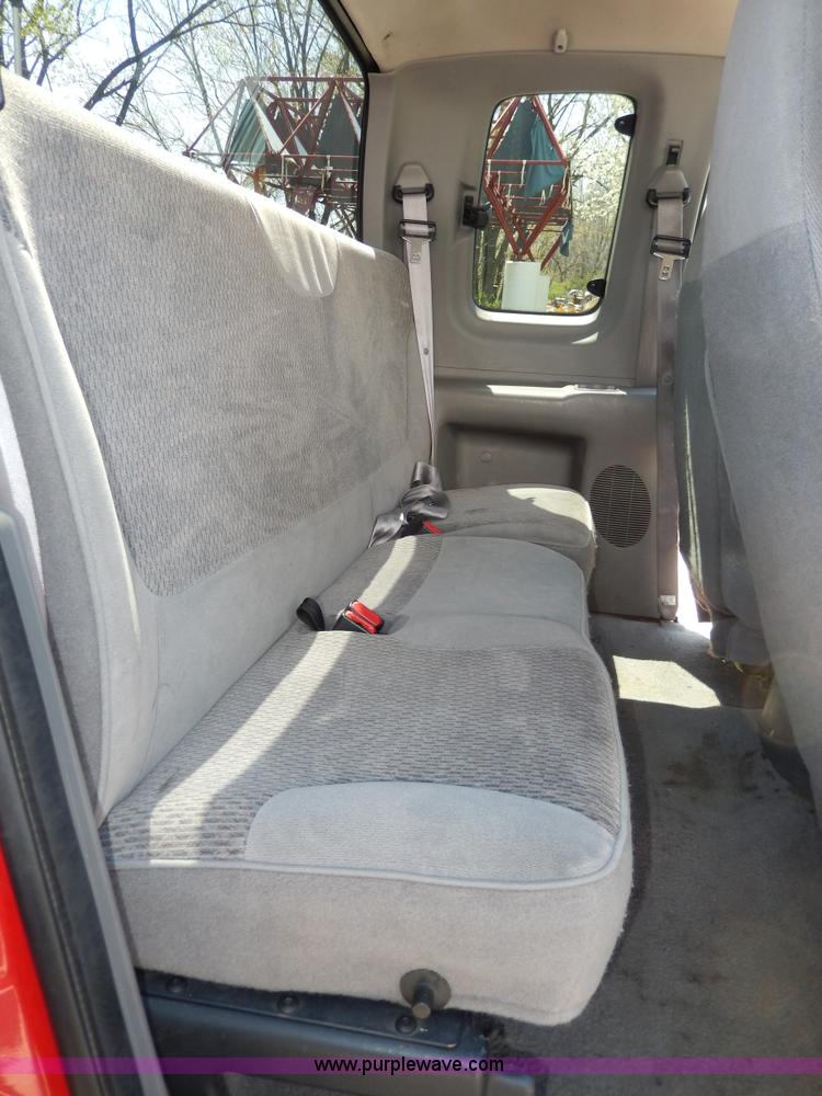 image for item D8053 1998 Ford F150 XLT SuperCab pickup truck