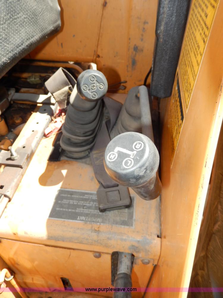 image for item D8054 1988 Case 485-380B tractor