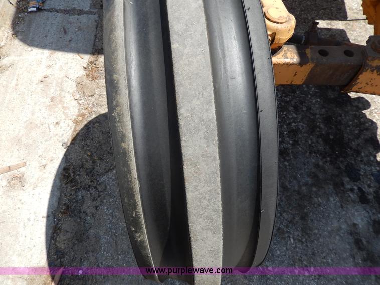 image for item D8054 1988 Case 485-380B tractor