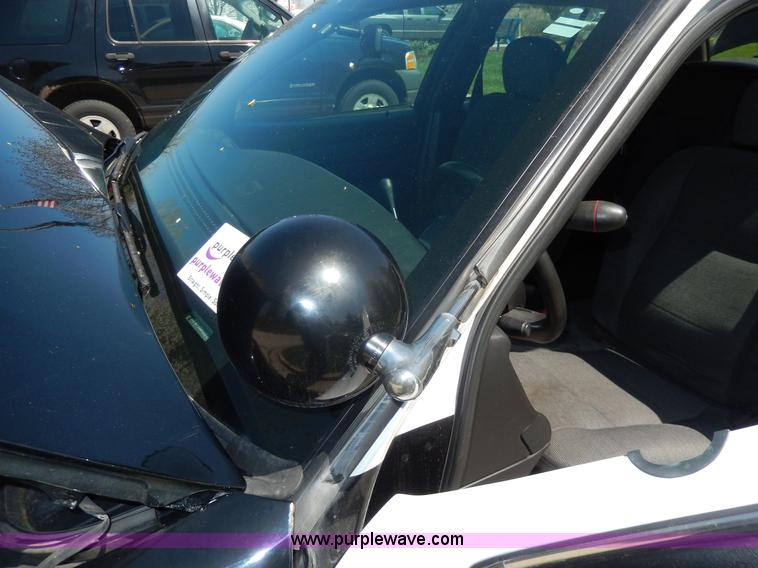 image for item D8055 2007 Ford Crown Victoria Police Interceptor