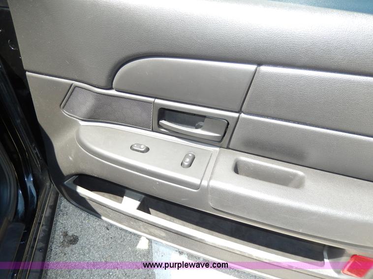 image for item D8055 2007 Ford Crown Victoria Police Interceptor