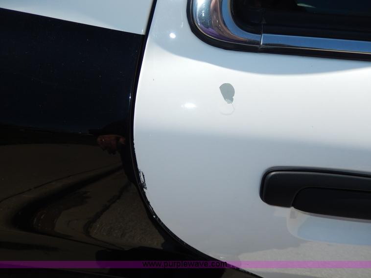 image for item D8055 2007 Ford Crown Victoria Police Interceptor