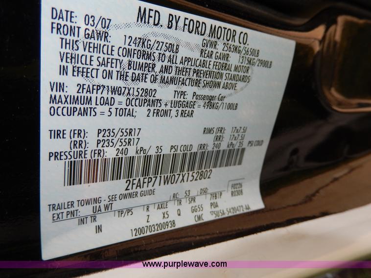 image for item D8055 2007 Ford Crown Victoria Police Interceptor