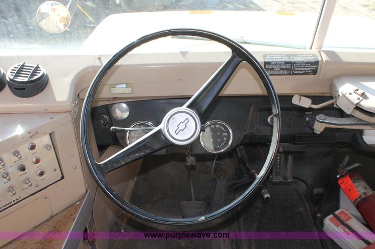 image for item E2581 1991 Blue Bird 60 school bus