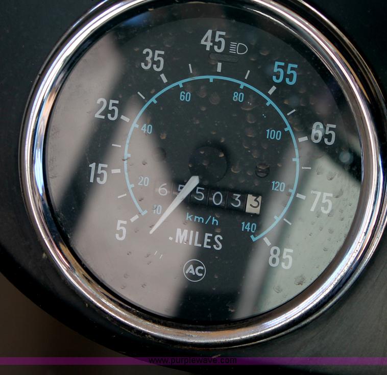 image for item E2582 1991 Blue Bird 60 school bus