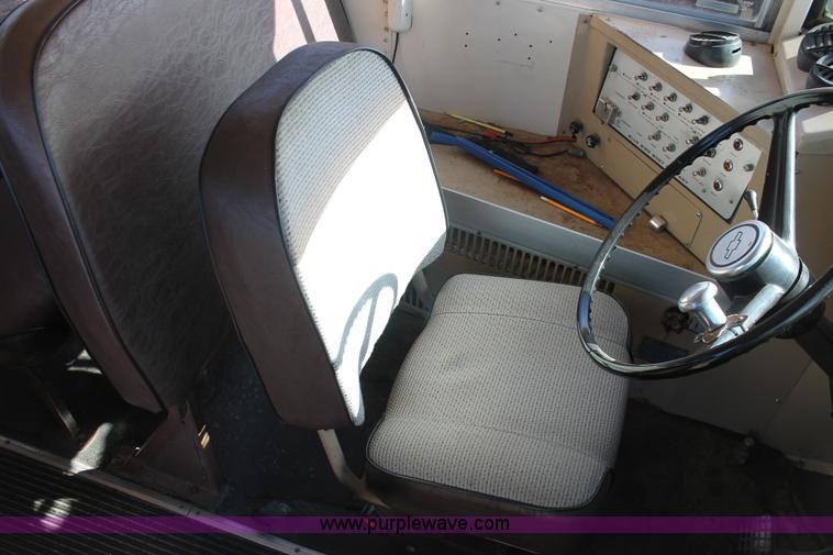 image for item E2582 1991 Blue Bird 60 school bus