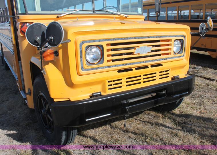 image for item E2582 1991 Blue Bird 60 school bus