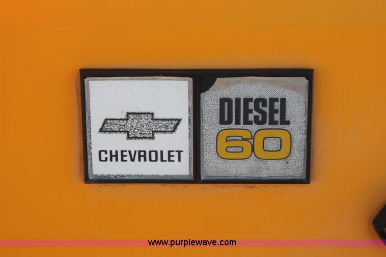 image for item E2582 1991 Blue Bird 60 school bus