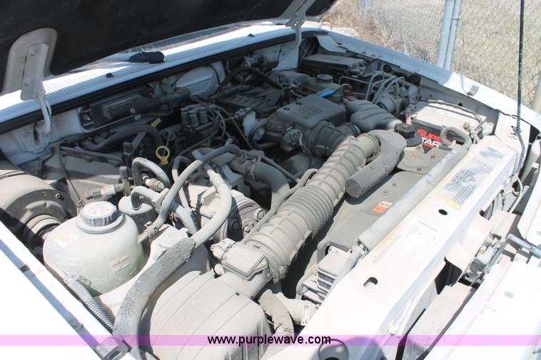 image for item E3331 2002 Ford Ranger pickup truck
