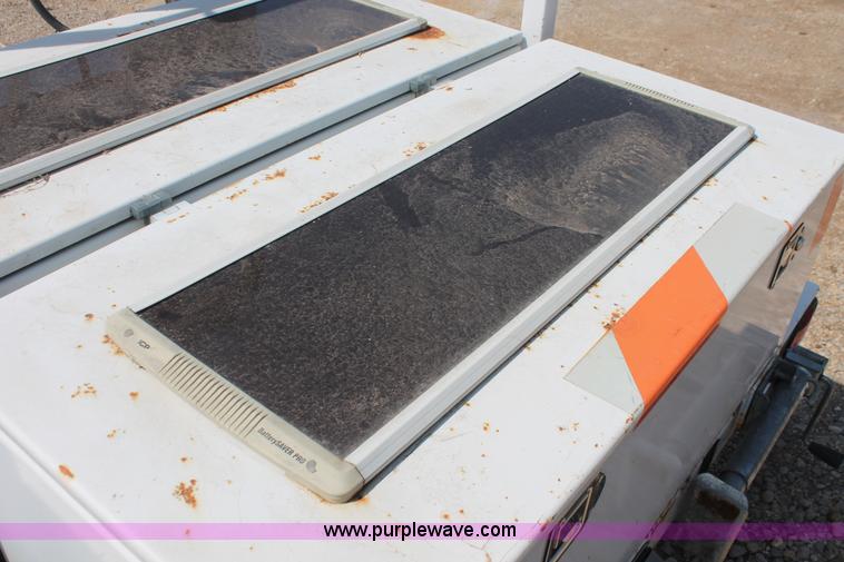 image for item E3332 Mobile speed radar detector