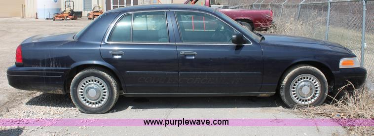 image for item E3333 2001 Ford Crown Victoria Police Interceptor
