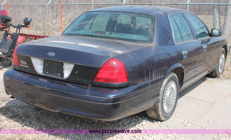 image for item E3333 2001 Ford Crown Victoria Police Interceptor