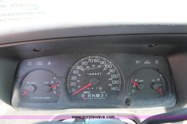 image for item E3333 2001 Ford Crown Victoria Police Interceptor