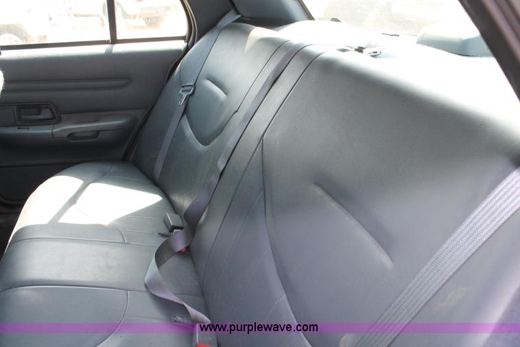 image for item E3333 2001 Ford Crown Victoria Police Interceptor